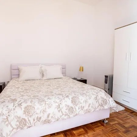Apartment Furnas Nest