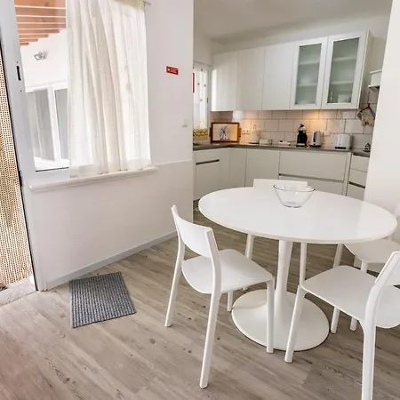 Furnas Nest Apartment