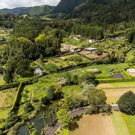 Apartment Furnas Nest